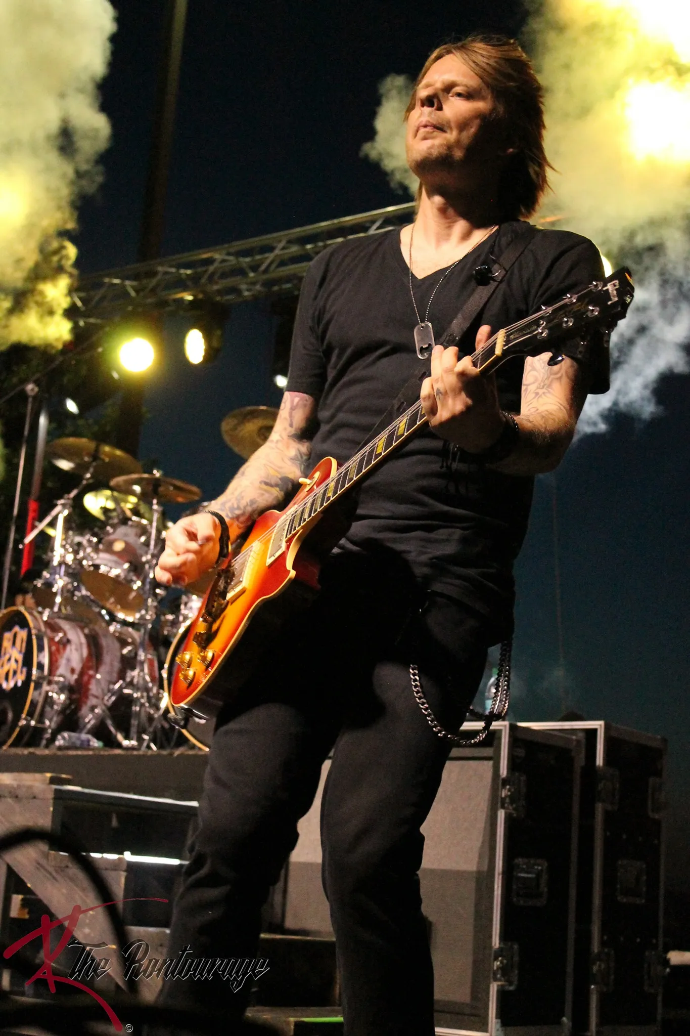 Jason Haven playing guitar