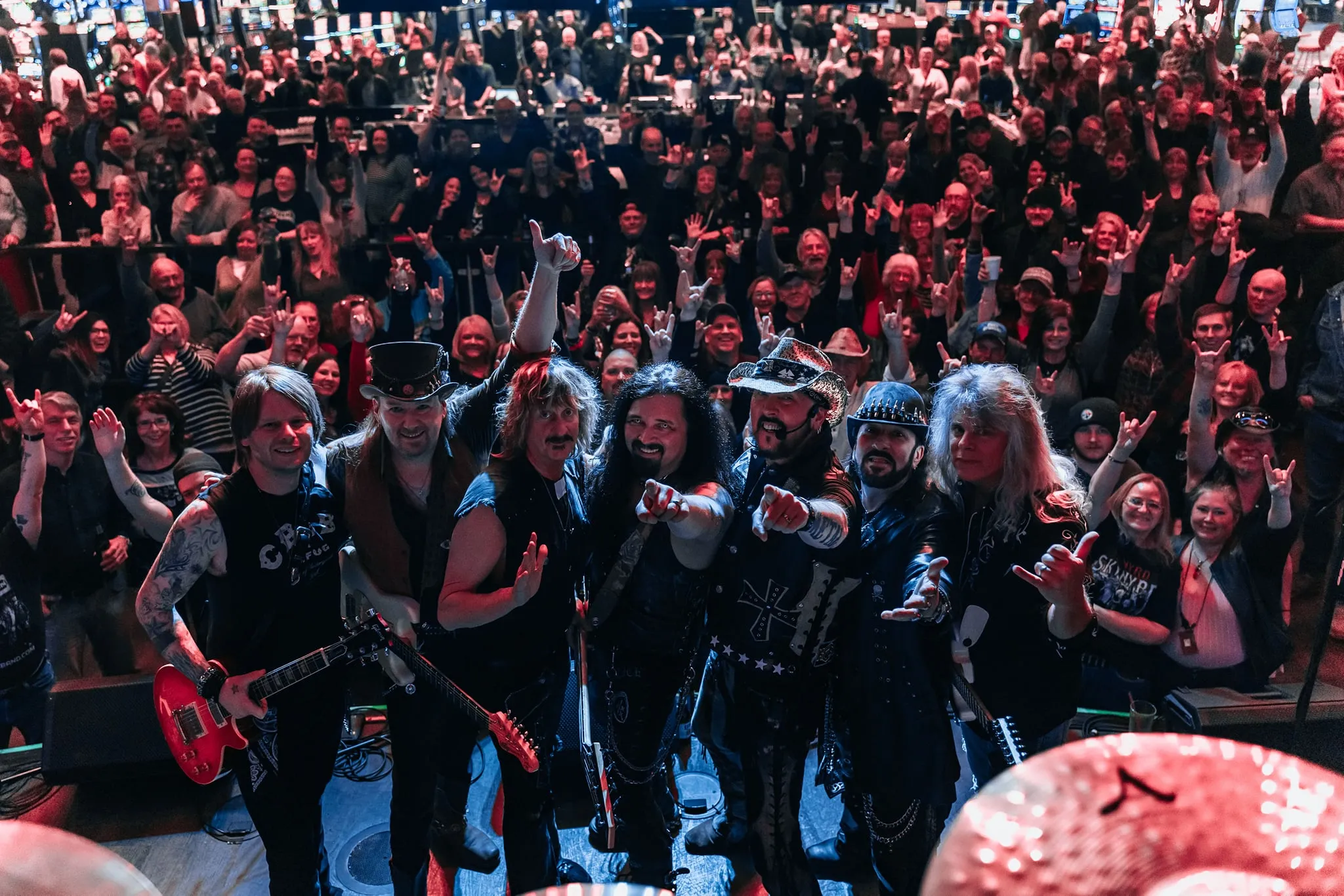 Ron Keel Band closing bow